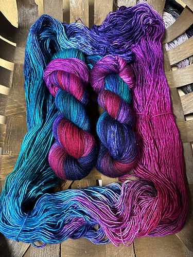 Julia's Tresses Assigned Pooling Skeins - Pixie